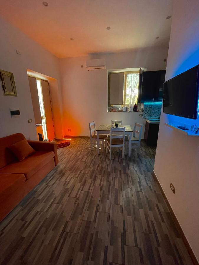 Villa L'Oasi Di Luis à Naples Extérieur photo