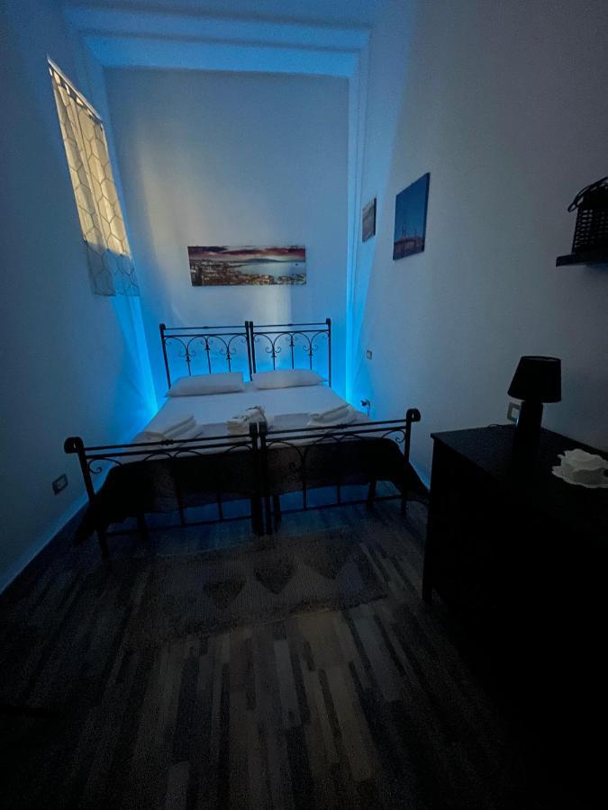 Villa L'Oasi Di Luis à Naples Extérieur photo